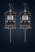 Oxidised loop earings